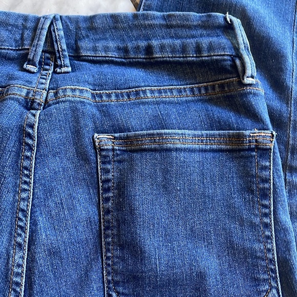 Good American Good Legs Skinny Jeans - Picture 4 of 4